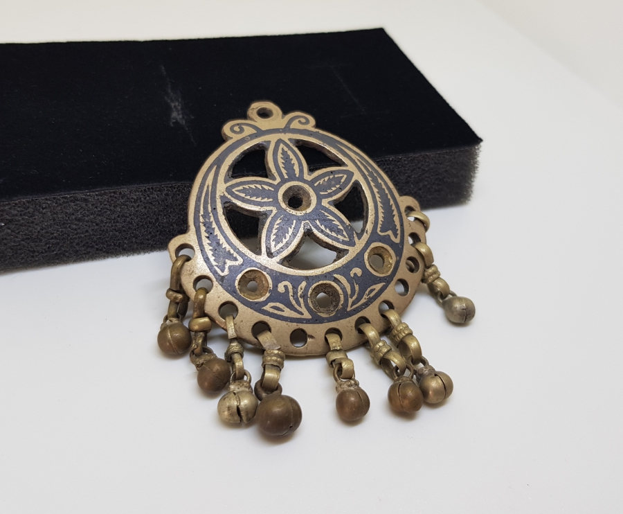 ÜZERİ AY YILDIZ FORMLU OSMANLI DÖNEMİ ERMENİ YAPIMI KOLYE UCU