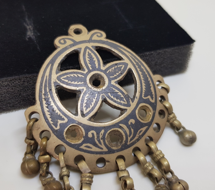 ÜZERİ AY YILDIZ FORMLU OSMANLI DÖNEMİ ERMENİ YAPIMI KOLYE UCU