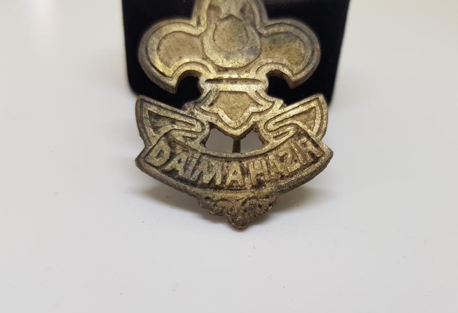 ANTİKA NADİR İZCİ ŞAPKA KOKARTI