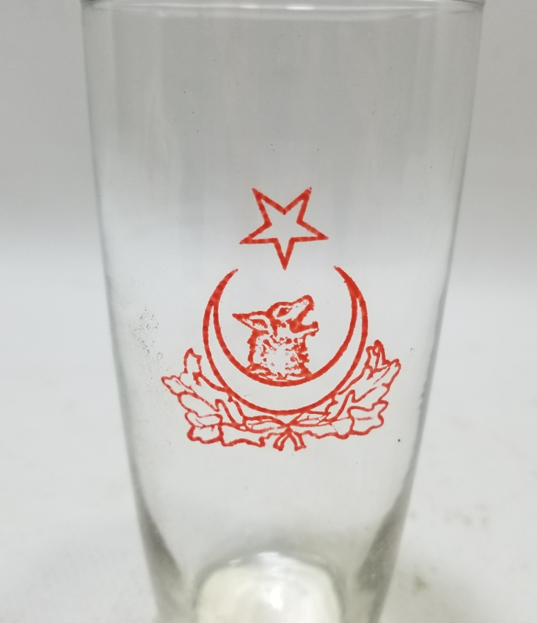 CUMHURİYET BAŞLARI ÇOK NADİR ÜZERİ BOZKURT VE AY YILDIZLI BARDAK