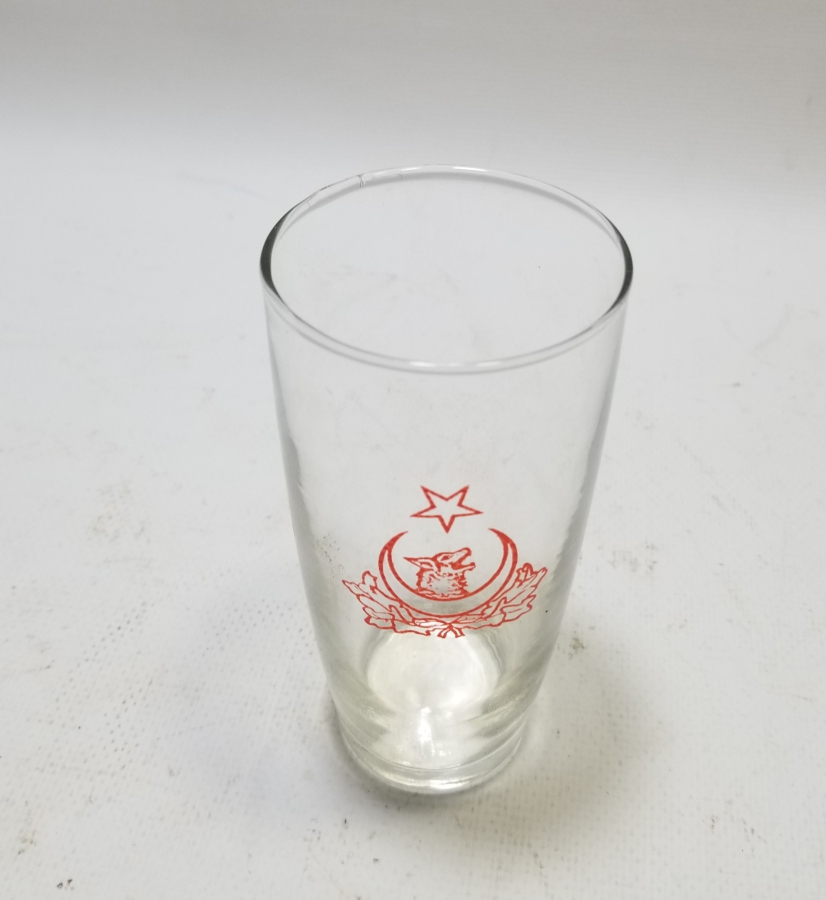 CUMHURİYET BAŞLARI ÇOK NADİR ÜZERİ BOZKURT VE AY YILDIZLI BARDAK