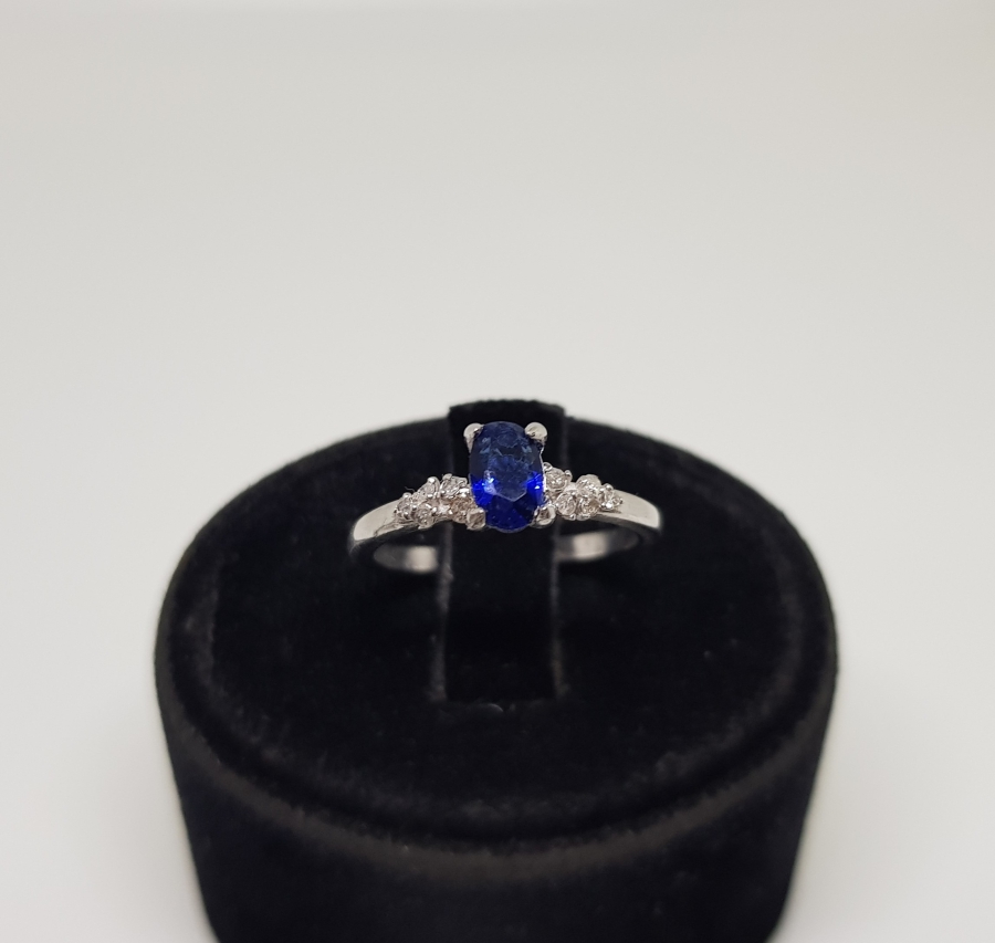 SAFİR VE PIRLANTA TAŞLI ÖZEL YAPIM YÜZÜK