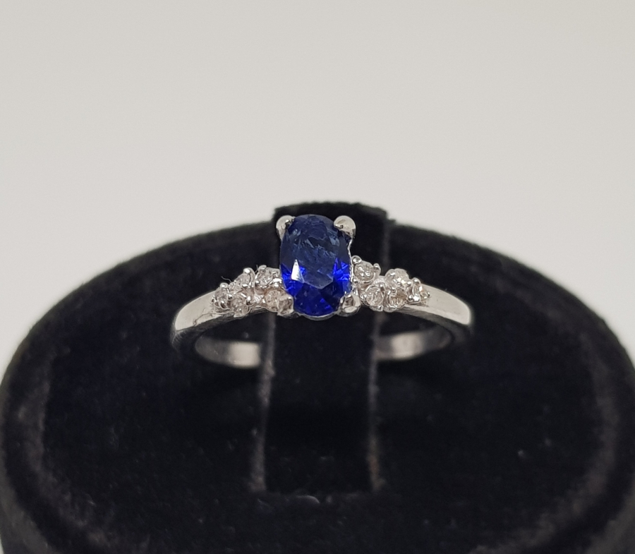 SAFİR VE PIRLANTA TAŞLI ÖZEL YAPIM YÜZÜK