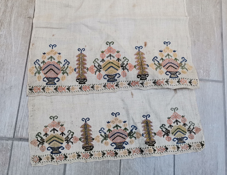 OSMANLI DÖNEMİ HAYAT AĞAÇLI VE SAKSI ÇİÇEKLİ YAĞLIK