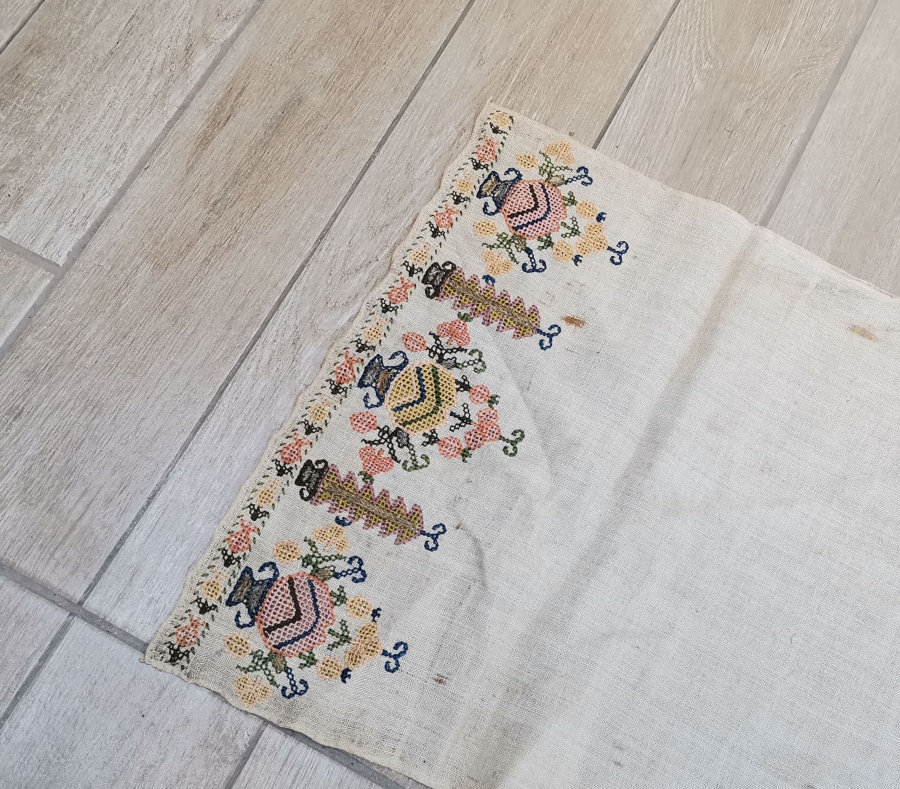 OSMANLI DÖNEMİ HAYAT AĞAÇLI VE SAKSI ÇİÇEKLİ YAĞLIK