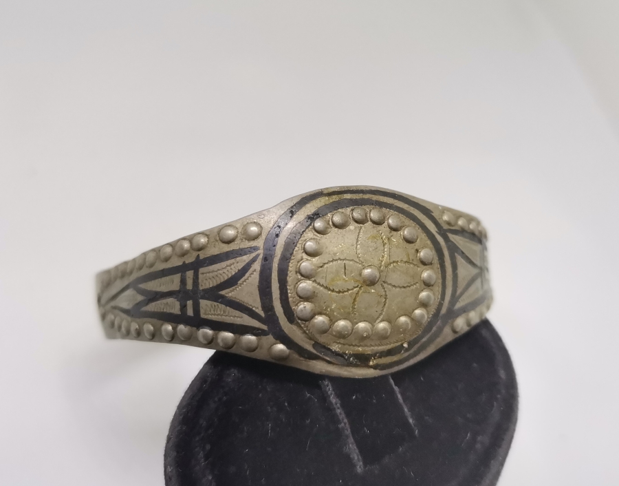 ÜZERİ SAVAT İŞÇİLİKLİ OSMANLI DÖNEMİ VAN BİLEKLİK