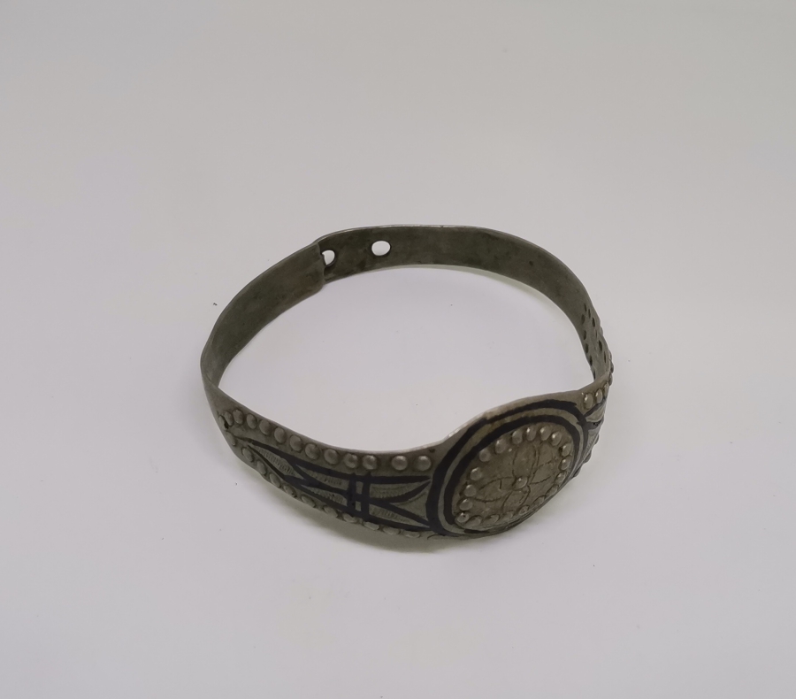 ÜZERİ SAVAT İŞÇİLİKLİ OSMANLI DÖNEMİ VAN BİLEKLİK