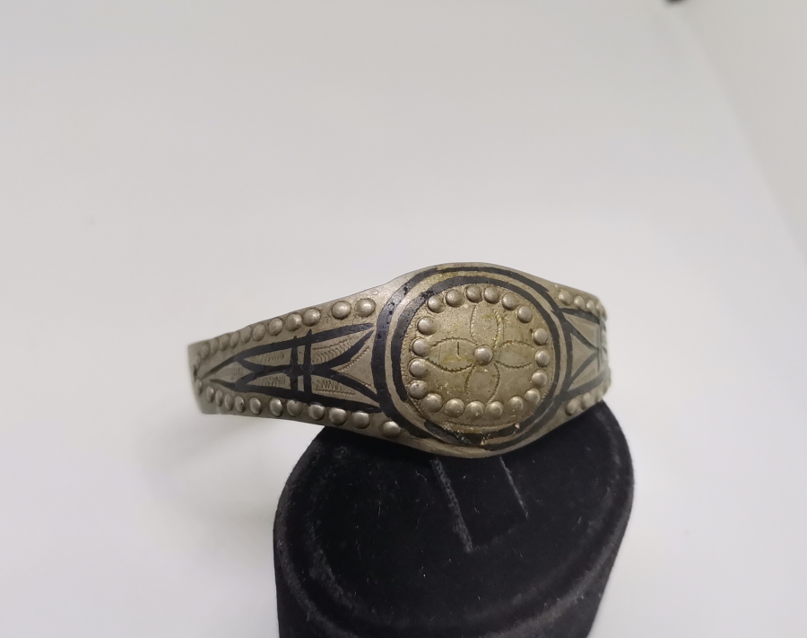 ÜZERİ SAVAT İŞÇİLİKLİ OSMANLI DÖNEMİ VAN BİLEKLİK