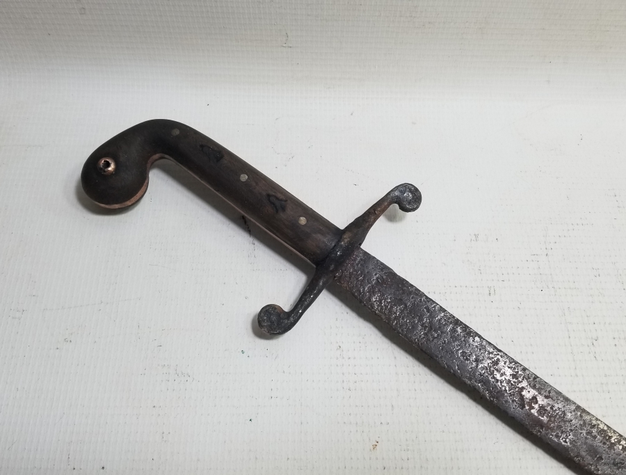 OSMANLI DÖNEMİ PRİMİTİF FORMDA AKINCI KILICI