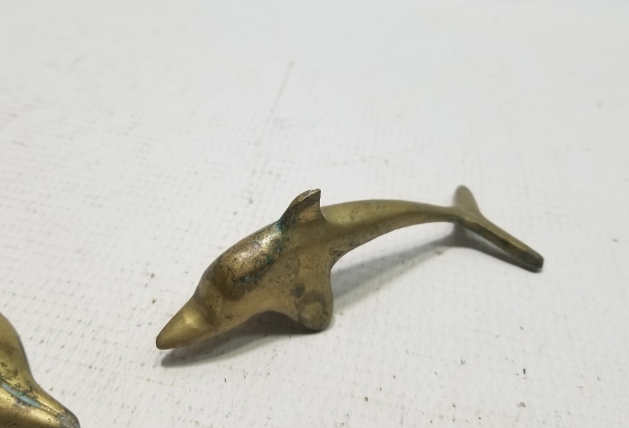 İKİ ADET ANTİKA PİRİNÇ DEKORATİF YUNUS FİGÜRÜ