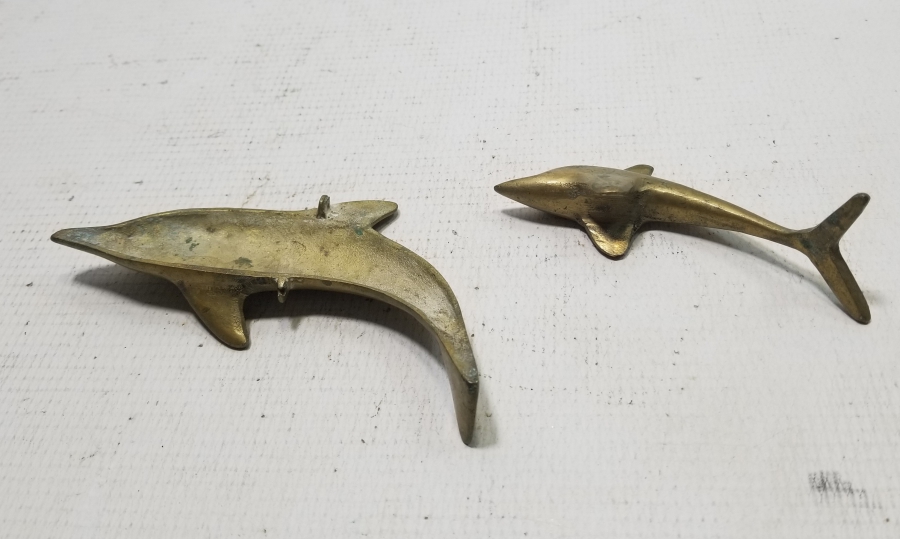 İKİ ADET ANTİKA PİRİNÇ DEKORATİF YUNUS FİGÜRÜ