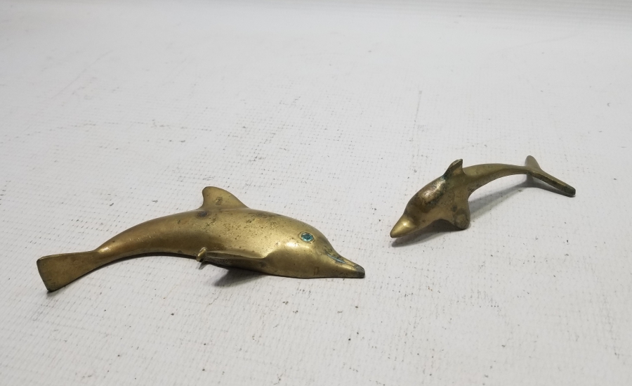 İKİ ADET ANTİKA PİRİNÇ DEKORATİF YUNUS FİGÜRÜ