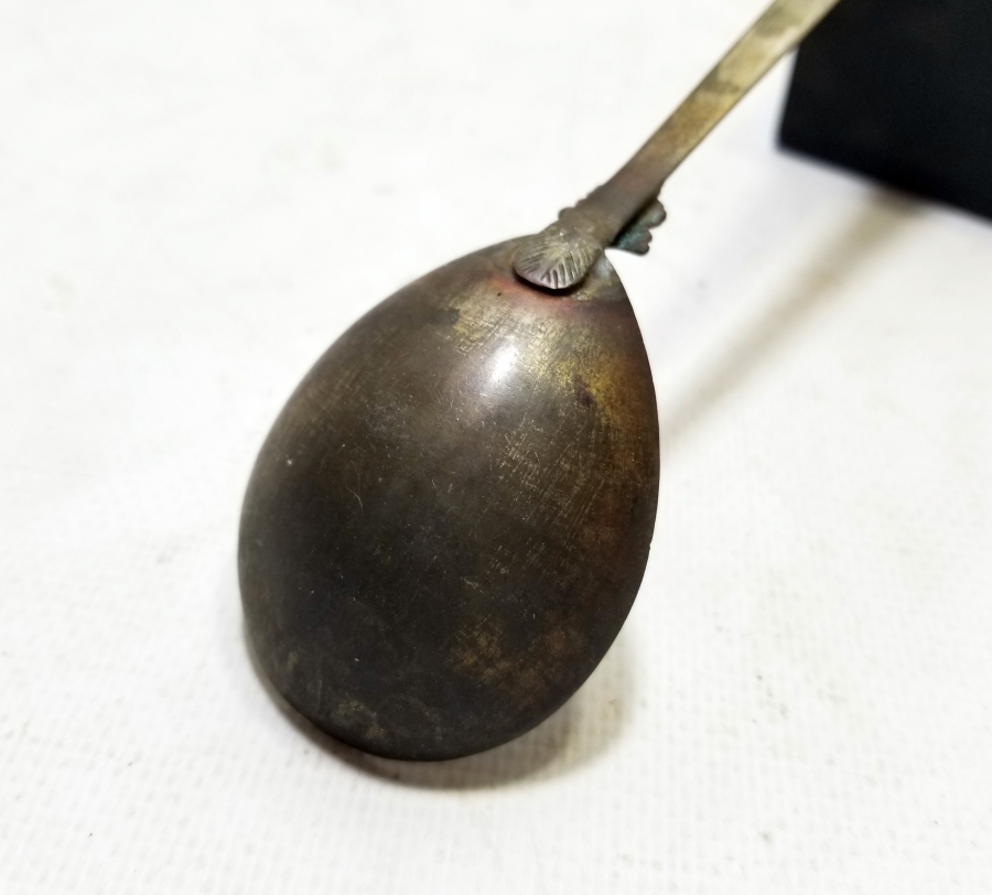 ÜZERİ KALEM VE KABARTMA İŞÇİLİKLİ OSMANLI DÖNEMİ RUM İŞİ KAŞIK