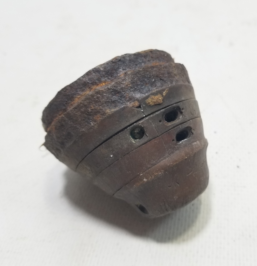 ÜZERİ OSMANLICA YAZILI OSMANLI DÖNEMİ TOP MERMİSİ BAŞLIĞI