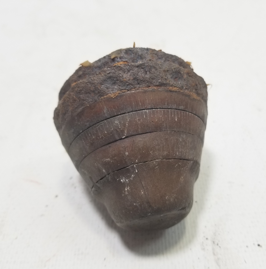 ÜZERİ OSMANLICA YAZILI OSMANLI DÖNEMİ TOP MERMİSİ BAŞLIĞI