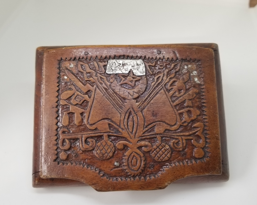 ÜZERİ OSMANLI DEVLET ARMALI ESARET YADİGARI AHŞAP TABAKA