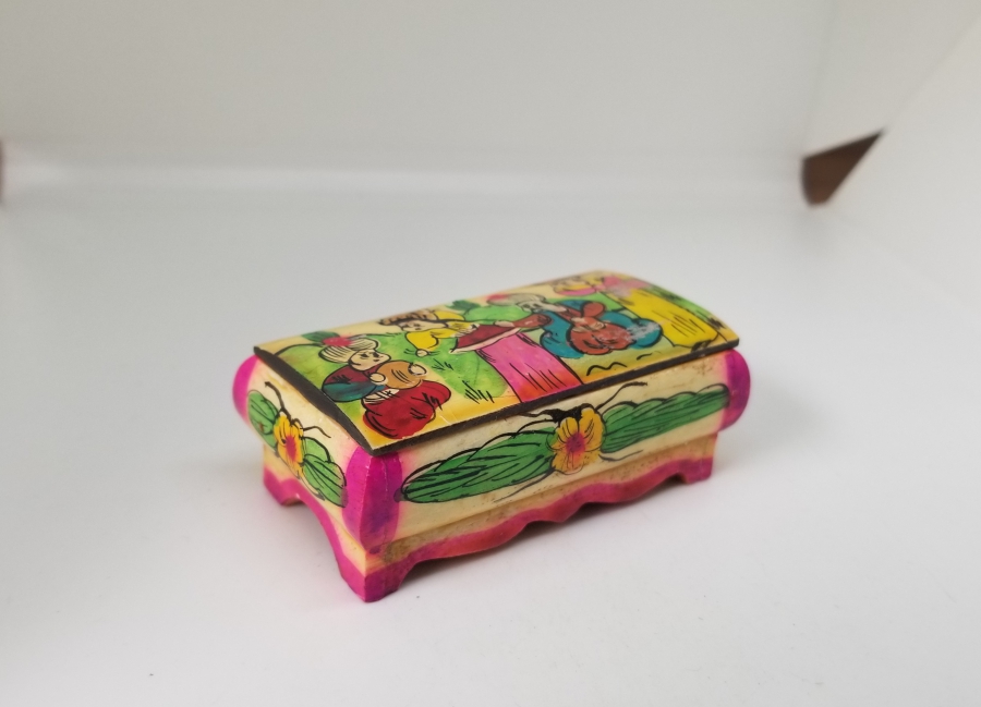 KEMİK ÜZERİ EL BOYAMA İŞÇİLİKLİ ÖZEL YAPIM KAPAKLI KUTU