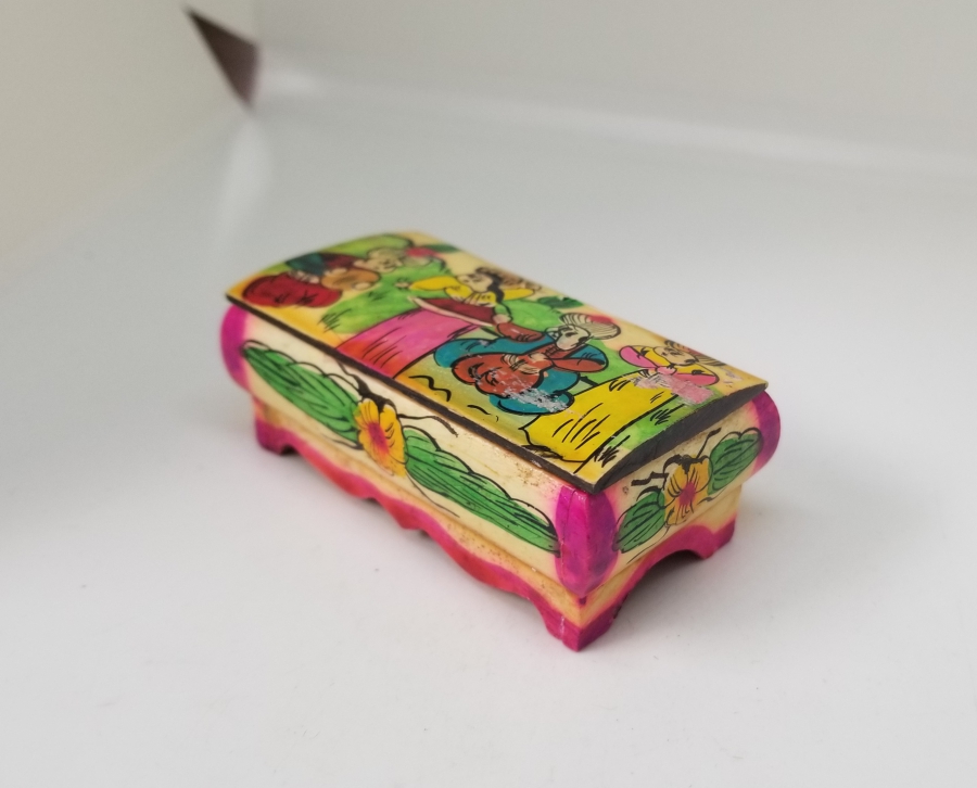 KEMİK ÜZERİ EL BOYAMA İŞÇİLİKLİ ÖZEL YAPIM KAPAKLI KUTU