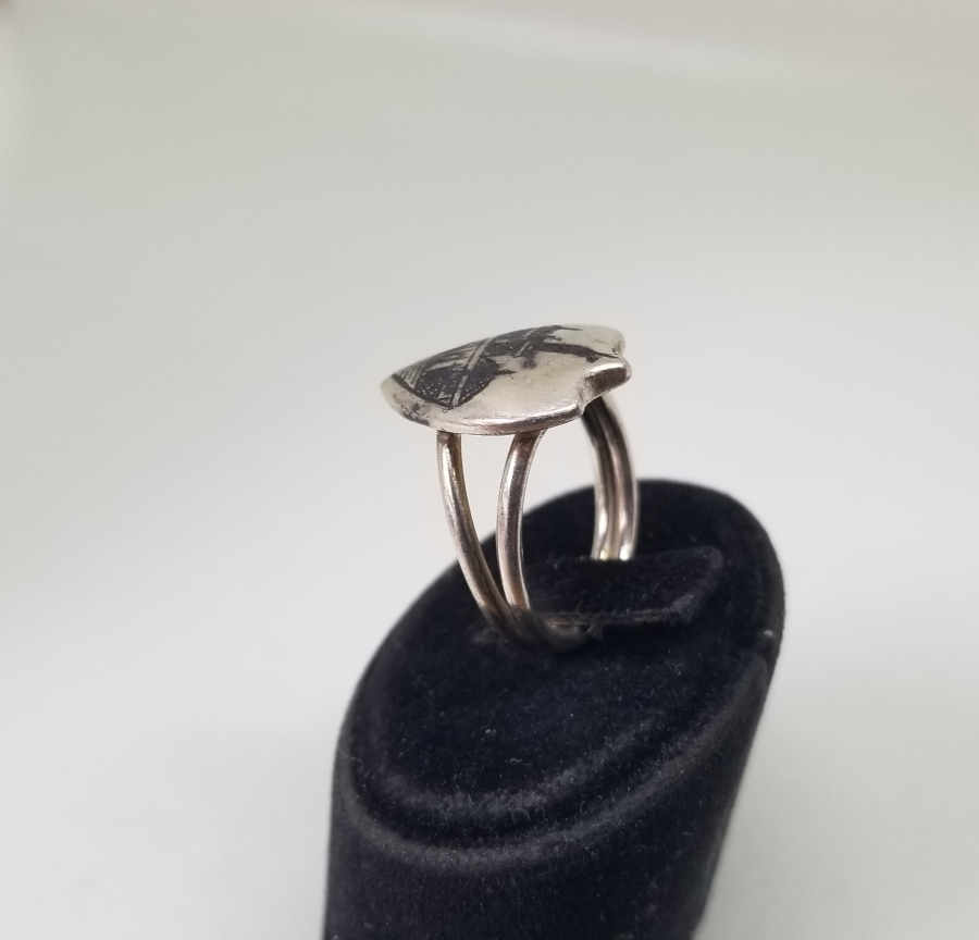 SAVAT İŞÇİLİKLİ ÖZEL YAPIM ANTİKA GÜMÜŞ YÜZÜK