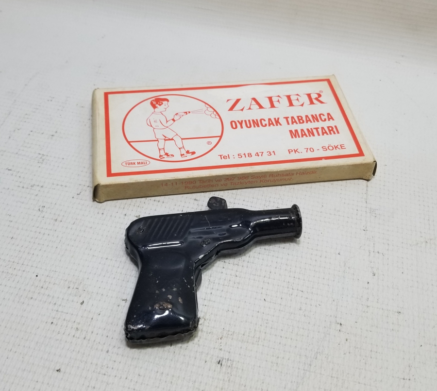 MANTARLARIYLA ANTİKA METAL MANTAR TABANCASI