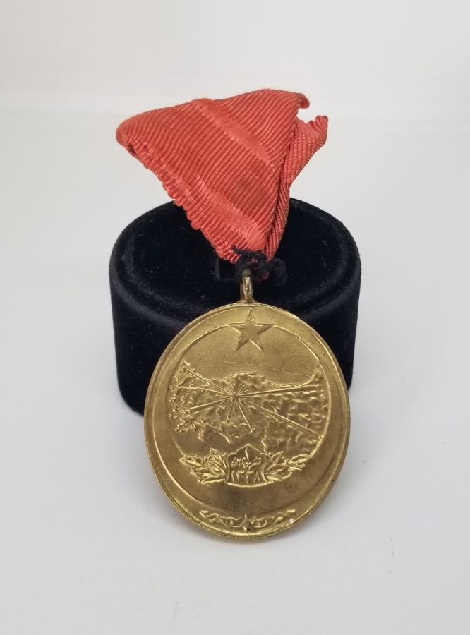 ORİJİNAL KURDELASIYLA ESKİ YAZI İSTİKLAL SAVAŞI MADALYASI