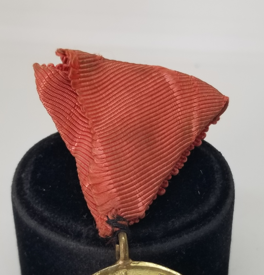 ORİJİNAL KURDELASIYLA ESKİ YAZI İSTİKLAL SAVAŞI MADALYASI