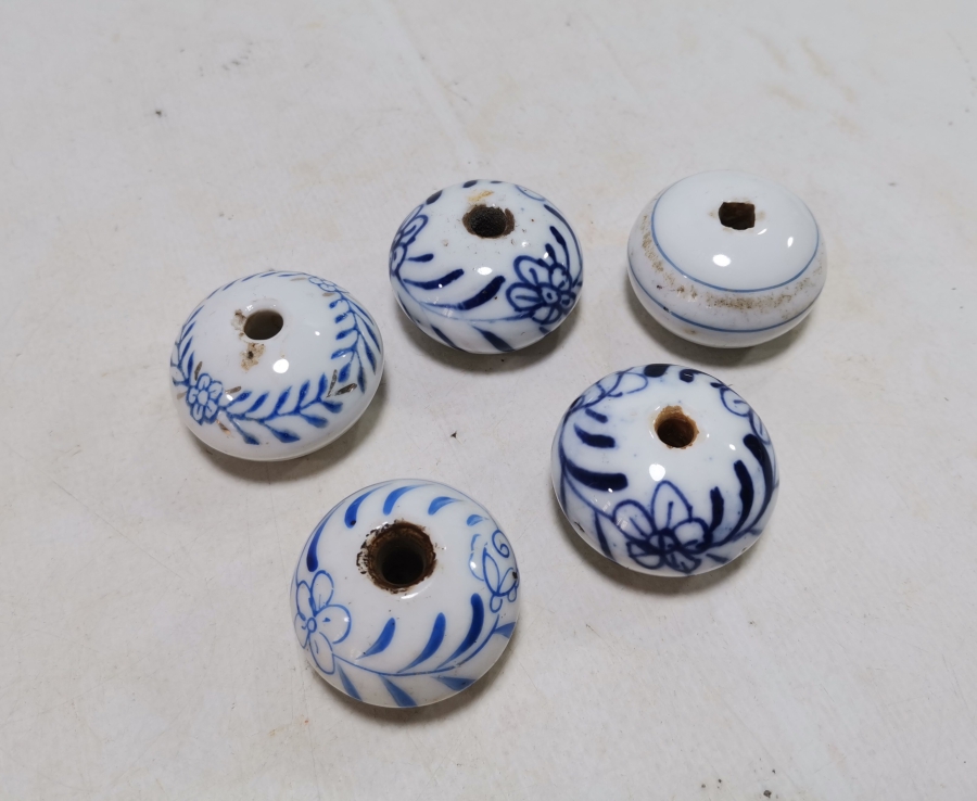 OSMANLI DÖNEMİ EL BOYAMA PORSELEN ÇEKMECEL KULPLARI LOTU