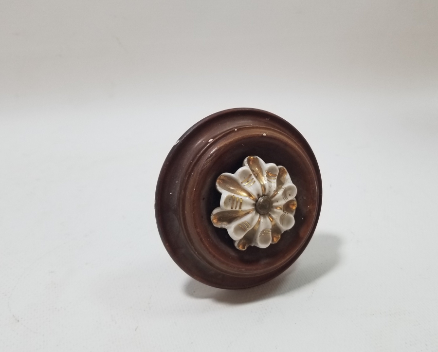 AHŞAP ÜZERİ ALTIN VERMEYLİ PORSELEN APLİKLİ OSMANLI DÖNEMİ NADİR KAPI KOLU