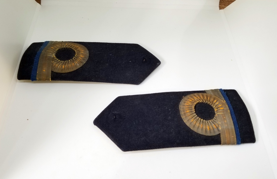 ÜZERİ SIRMA İŞÇİLİKLİ OSMANLI DÖNEMİ DENİZCİ SUBAY APOLETİ