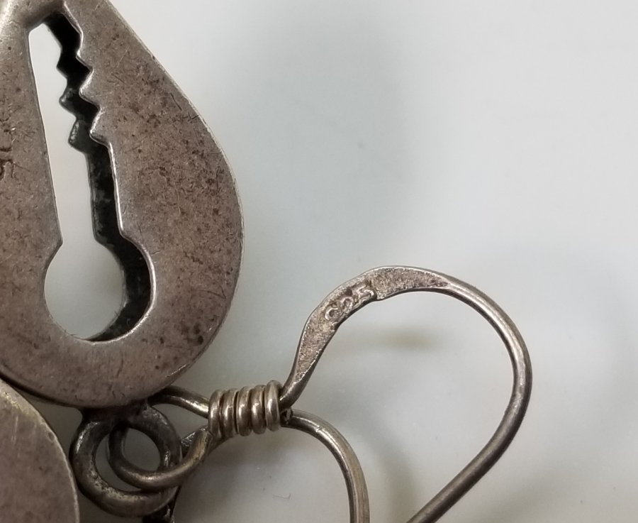 KİLİT FORMLU ÖZEL YAPIM GÜMÜŞ KÜPE