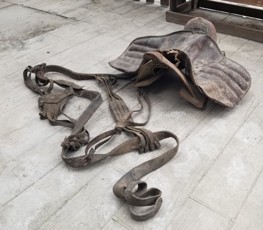 ÜZERİ OSMANLICA YAZILI ABDÜLMECİD HAN DÖNEMİ ÇOK NADİR ORDUYU HUMAYUN SÜVARİ EYER TAKIMI