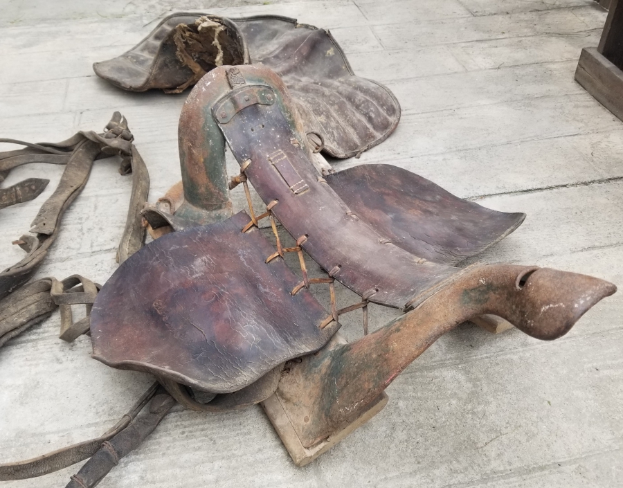 ÜZERİ OSMANLICA YAZILI ABDÜLMECİD HAN DÖNEMİ ÇOK NADİR ORDUYU HUMAYUN SÜVARİ EYER TAKIMI