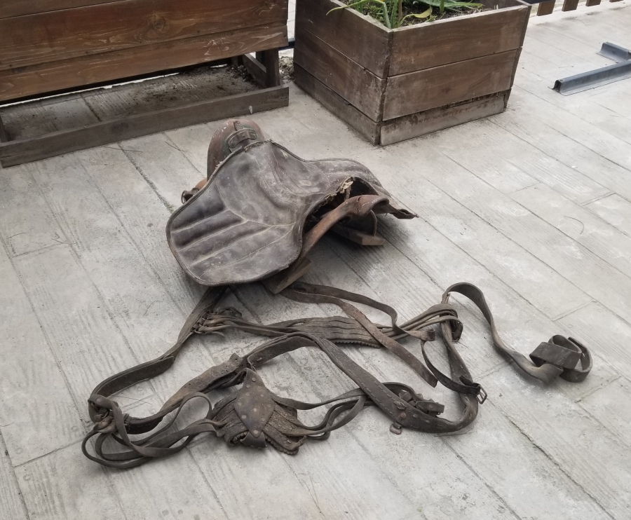 ÜZERİ OSMANLICA YAZILI ABDÜLMECİD HAN DÖNEMİ ÇOK NADİR ORDUYU HUMAYUN SÜVARİ EYER TAKIMI