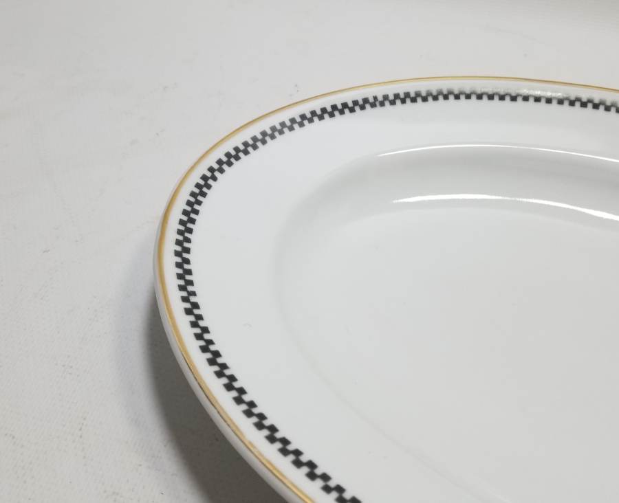 ARKASI OSMANLICA YAZILI VE ALTIN VARAKLI PORSELEN SALATA TABAĞI