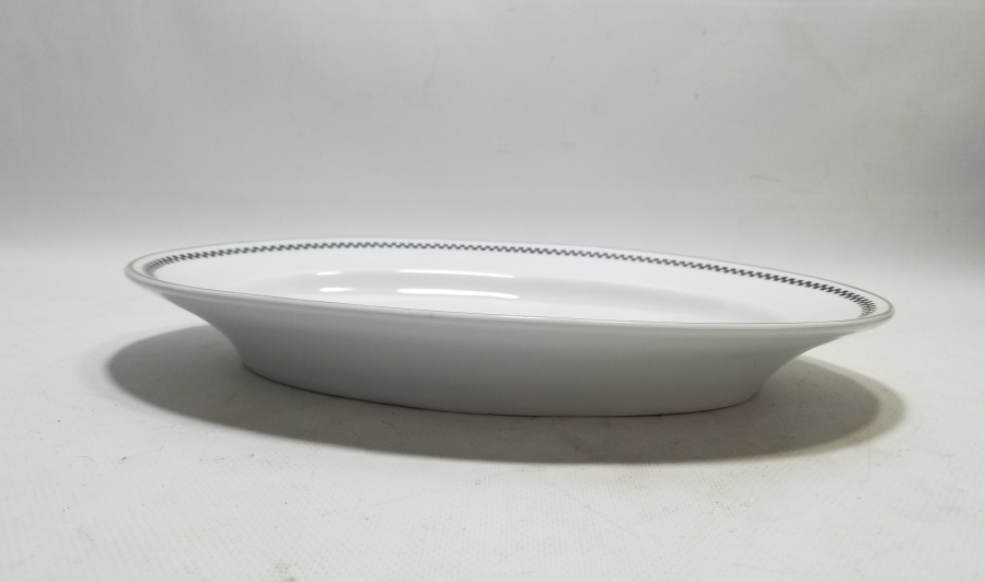 ARKASI OSMANLICA YAZILI VE ALTIN VARAKLI PORSELEN SALATA TABAĞI