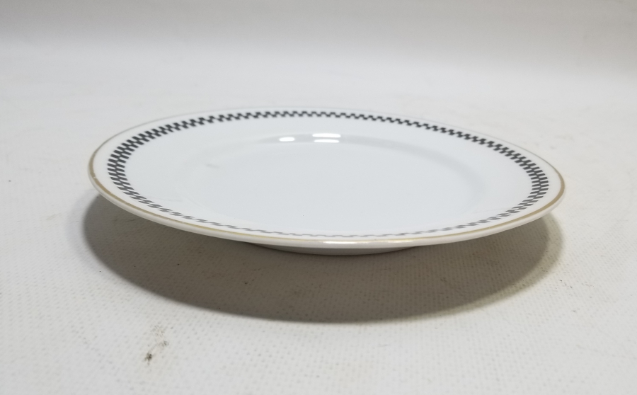 ARKASI OSMANLICA YAZILI VE ALTIN VARAKLI PORSELEN TABAK