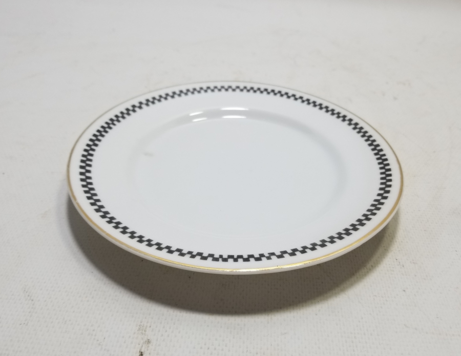 ARKASI OSMANLICA YAZILI VE ALTIN VARAKLI PORSELEN TABAK