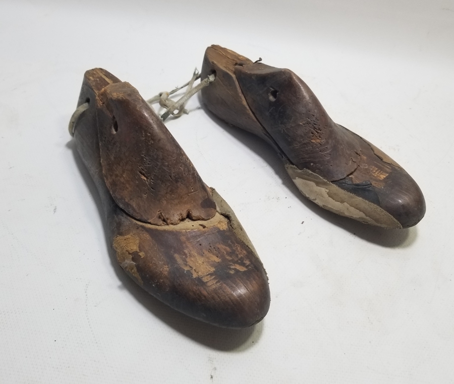 OSMANLI DÖNEMİ EL YAPIMI AHŞAP AYAKKABICI KALIBI