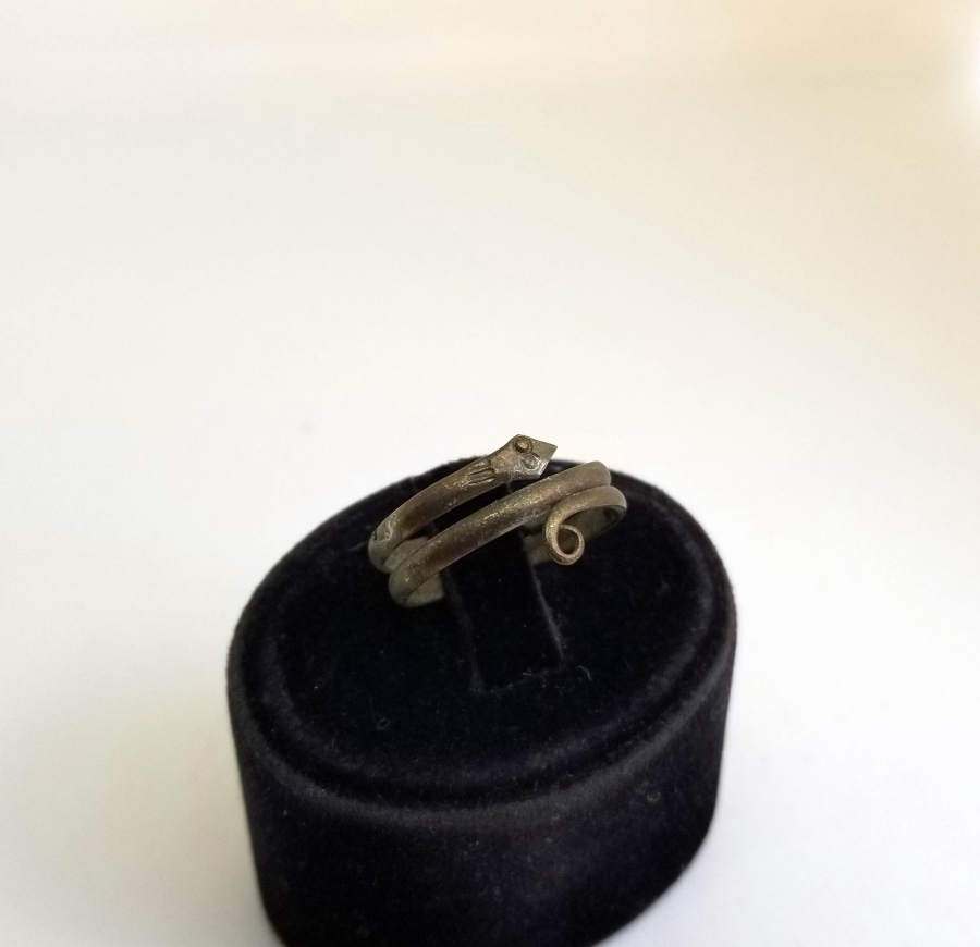 KABARTMA İŞÇİLİKLİ YILAN FORMLU OSMANLI DÖNEMİ RUM İŞİ YÜZÜK