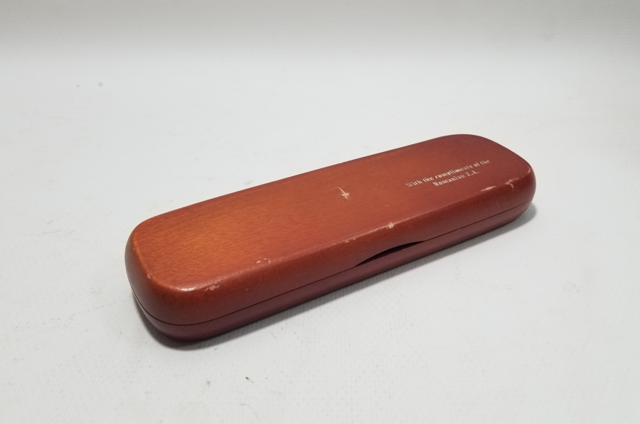 ORİJİNAL KUTUSUNDA ANTİKA DOLMA VE TÜKENMEZ KALEM TAKIMI