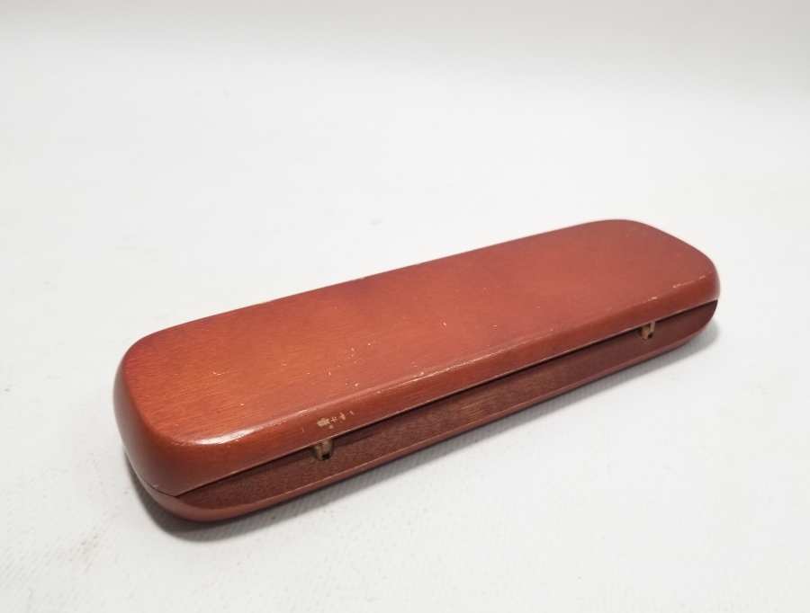 ORİJİNAL KUTUSUNDA ANTİKA DOLMA VE TÜKENMEZ KALEM TAKIMI