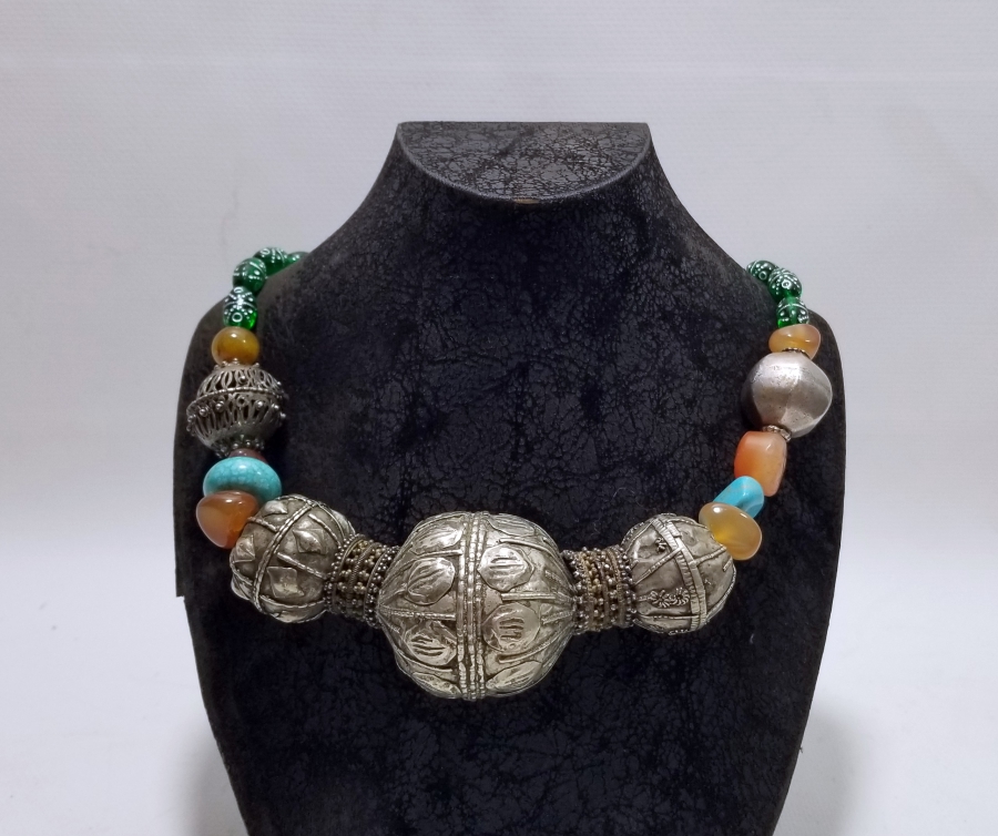 ÖZEL DİZAYN GERDANLIK