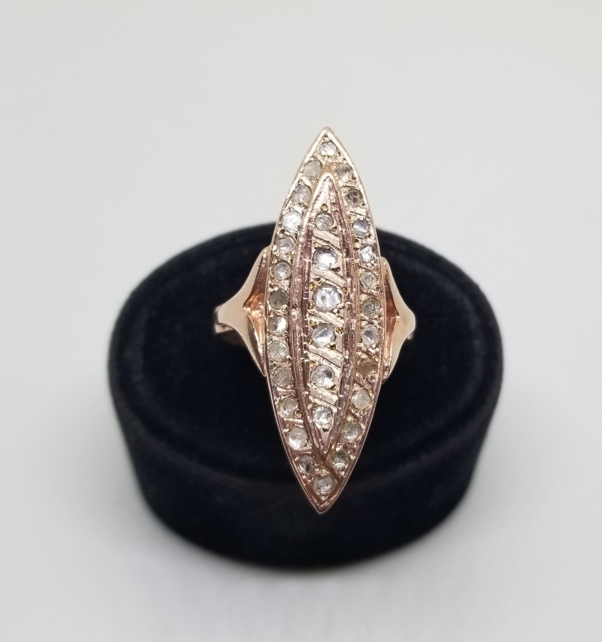 MEKİK FORMLU ELMAS YÜZÜK