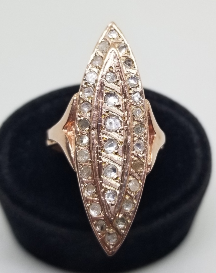 MEKİK FORMLU ELMAS YÜZÜK