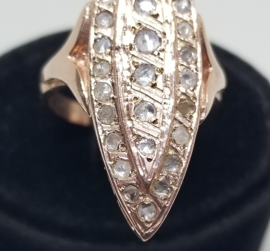 MEKİK FORMLU ELMAS YÜZÜK