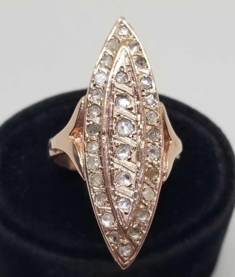 MEKİK FORMLU ELMAS YÜZÜK