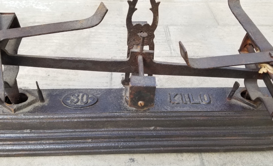 CUMHURİYET BAŞLARI EL YAPIMI ANTİKA TERAZİ