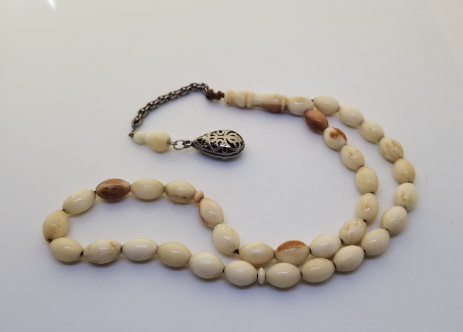 GÜMÜŞ PÜSKÜLLÜ ANTİKA DEVE KEMİĞİ TESPİH