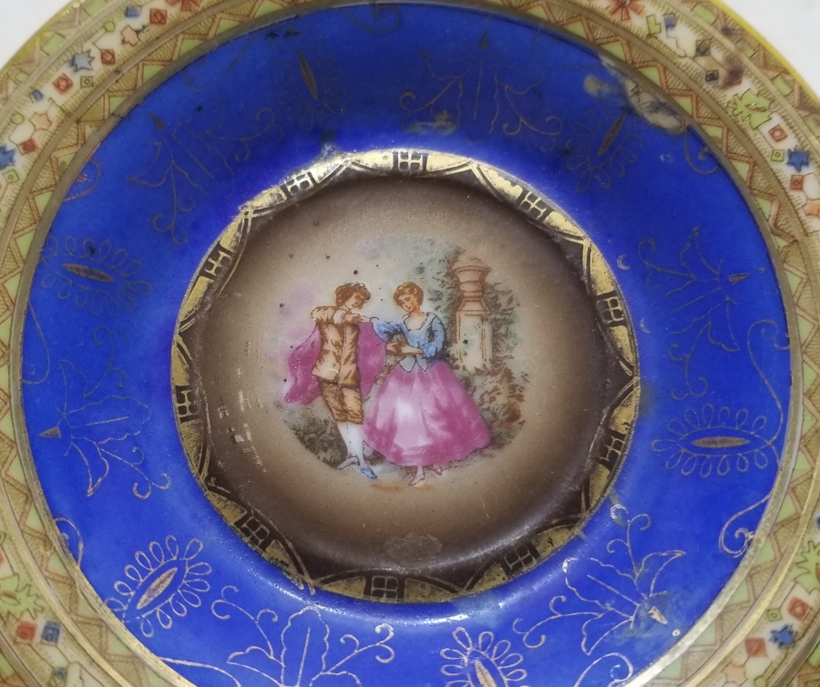 OSMANLI DÖNEMİ ALTIN VARAKLI FRANSIZ PORSELEN İKRAMLIK