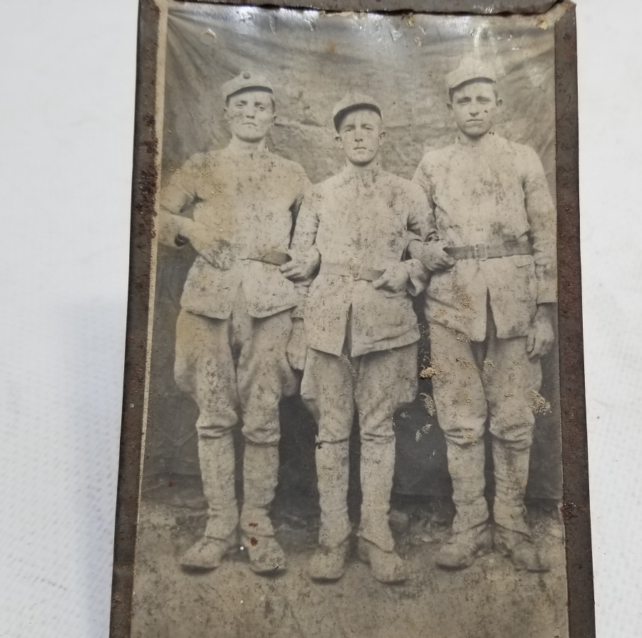 ORİJİNAL EL YAPIMI ÇERÇEVESİNDE ANTİKA ASKER FOTOĞRAFI